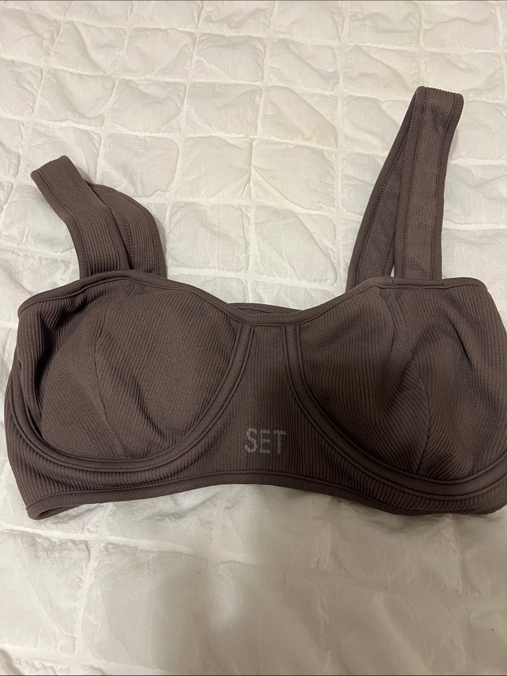 SET Active Ribbed Support Bra in Dark Brown